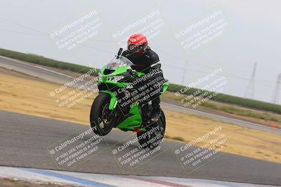 media/Jul-23-2023-TrackDaz (Sun) [[5bdcf0335d]]/Group A/Wheelie Bump (2pm)/